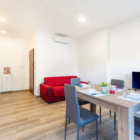 Апартаменты Parco Degli Acquedotti 2bedroom Рим